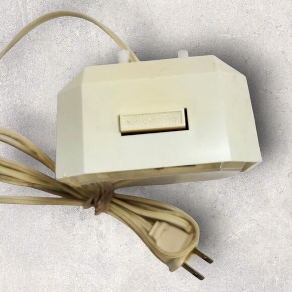 Vintage Electric Westclox Alarm Clock Octagon Model 22090-22540 White MCM Works - Picture 2 of 6